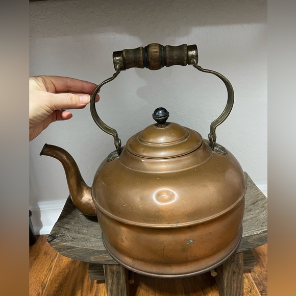 Vintage copper teapot kettle tin lined inside & wood handle - Picture 3 of 11
